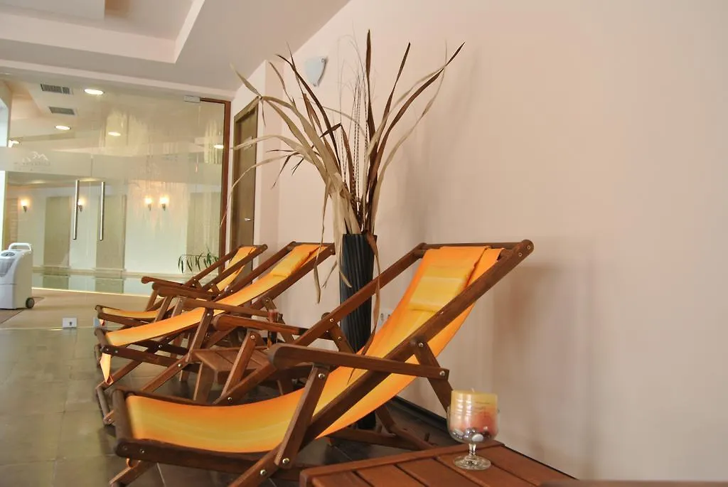 בנסקו Adeona Wellness Hotel By Asteri Hotels